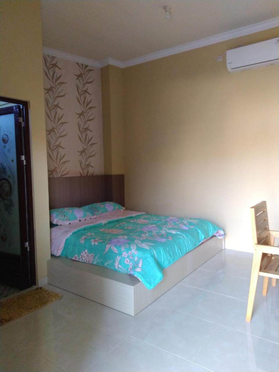 R3 Brawijaya Homestay Banyuwangi  Exterior photo